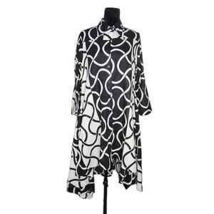 Step In Style Dress Shirt Womens S Black White A-Line Button Down Waves Pockets